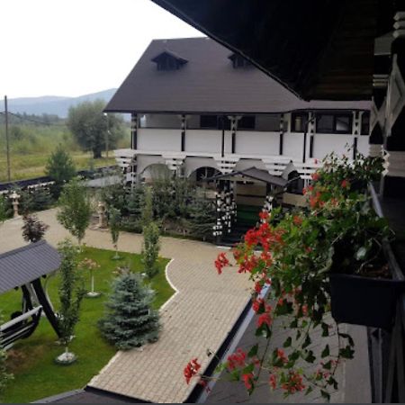 Complex Lions Bucovina Ξενοδοχείο Voronet Εξωτερικό φωτογραφία